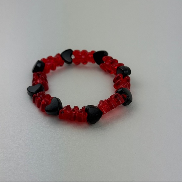 Handmade Red Gummy Bear Black Heart Beaded Stretch Bracelet Kandi Kawaii Goth #2 - Picture 4 of 10